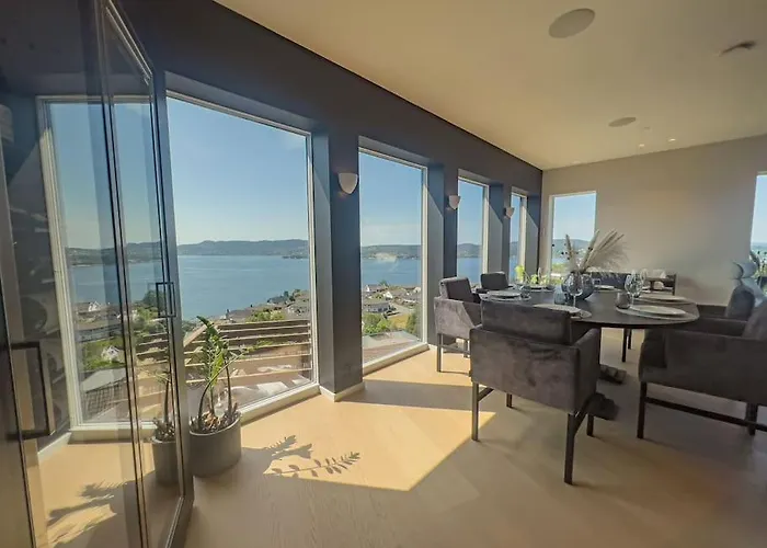 Sjoutsikt, Jacuzzi Og Solfylt 公寓 *