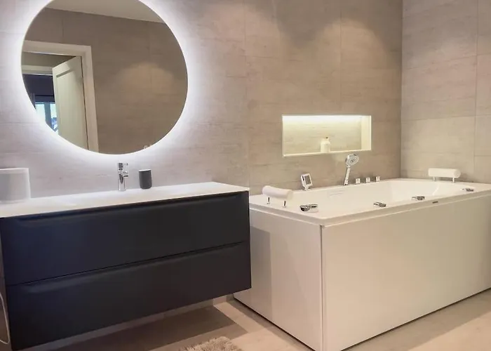 Sjoutsikt, Jacuzzi Og Solfylt * 卑爾根