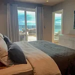 Sjoutsikt, Jacuzzi Og Solfylt