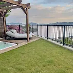 Sjoutsikt, Jacuzzi Og Solfylt Bergen