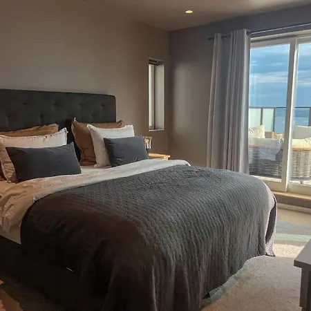 Sjoutsikt, Jacuzzi Og Solfylt برغن