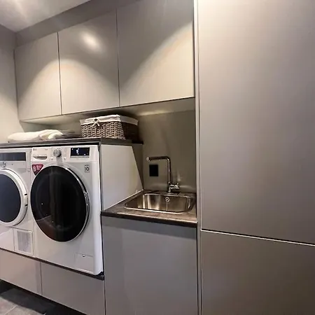 شقة Sjoutsikt, Jacuzzi Og Solfylt برغن