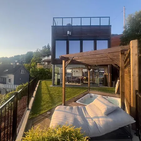 Sjoutsikt, Jacuzzi Og Solfylt * برغن