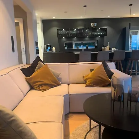 Sjoutsikt, Jacuzzi Og Solfylt * برغن
