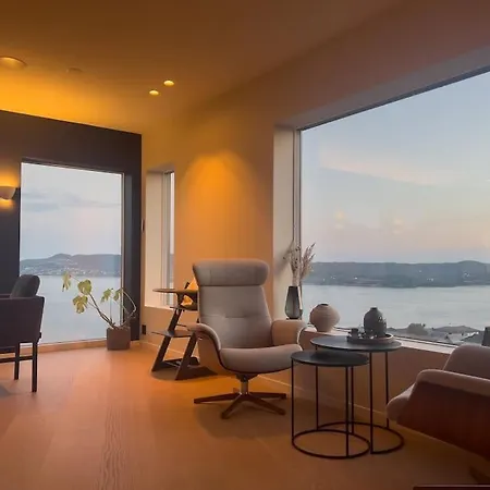 Sjoutsikt, Jacuzzi Og Solfylt * برغن