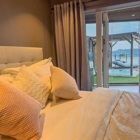 Appartement Sjoutsikt, Jacuzzi Og Solfylt *